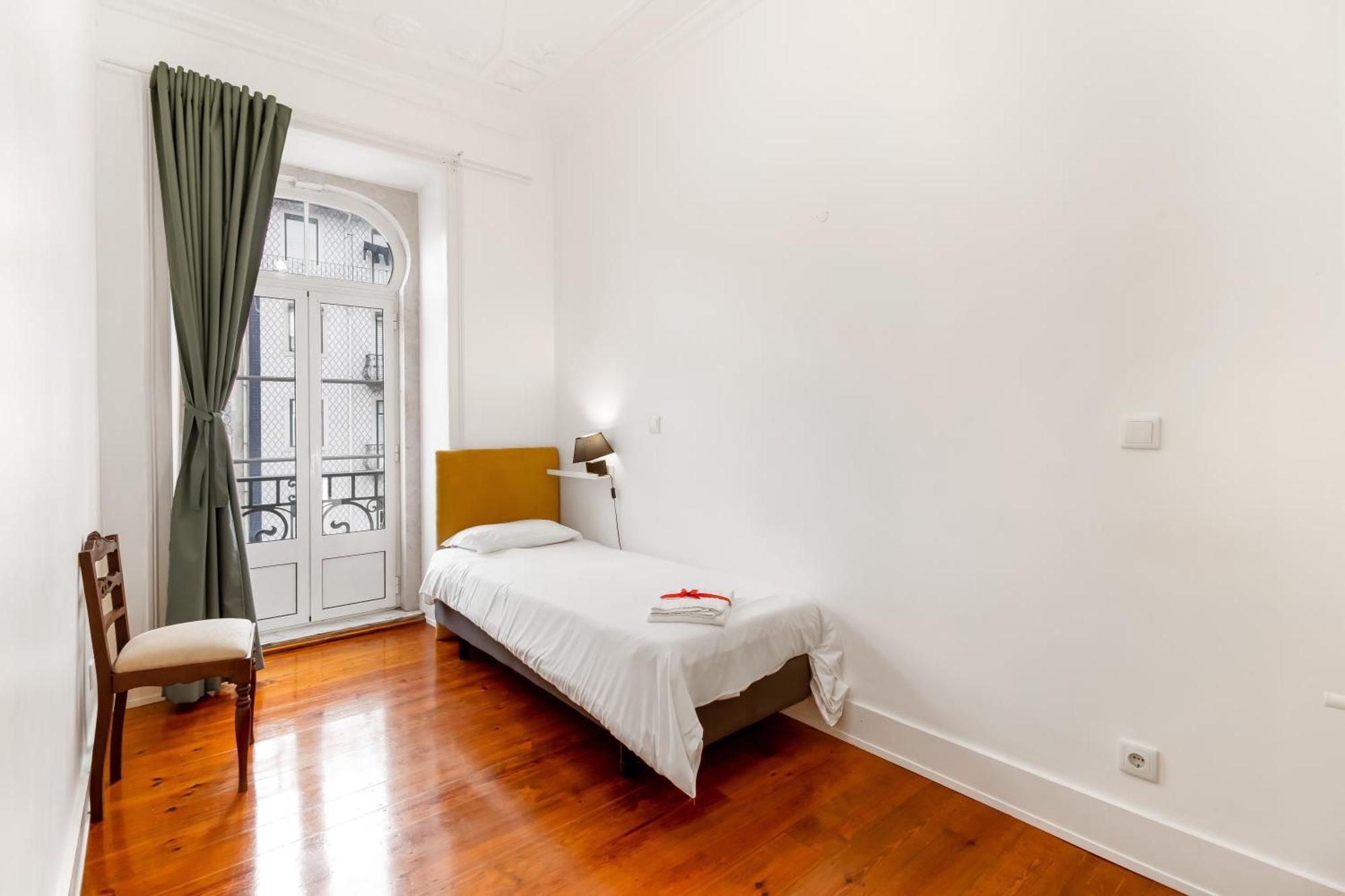 Arroios - Second Floor Hotel Lisbon Luaran gambar